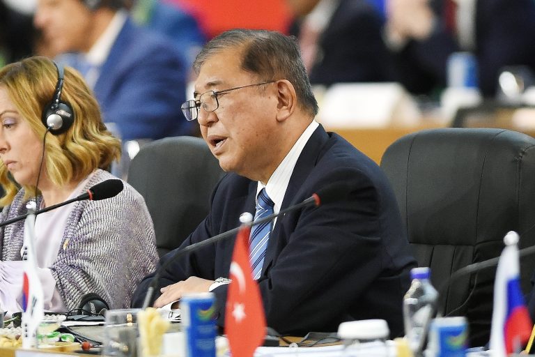 رئيس الوزراء الياباني شيغيرو إيشيبا