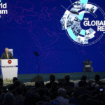 أردوغان أمام اجتماع للجنة الدائمة للتعاون الاقتصادي والتجاري لمنظمة التعاون الإسلامي (أ ف ب)