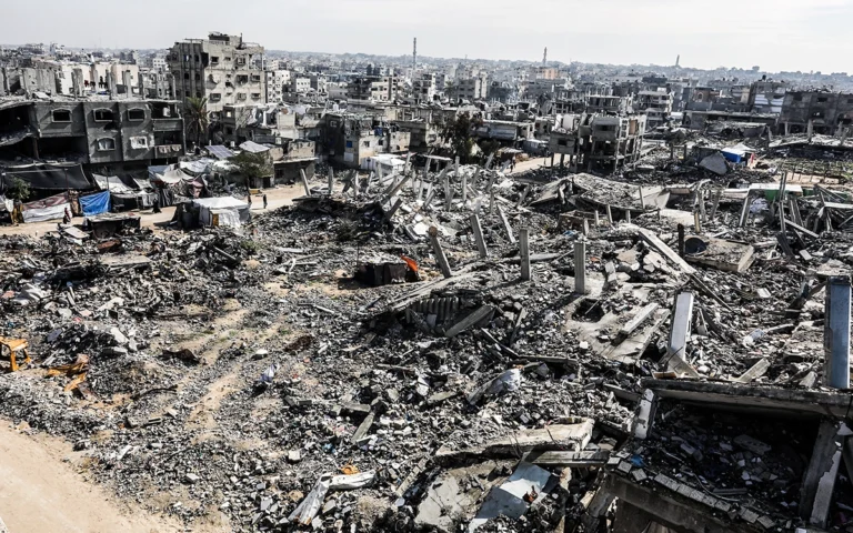 الدمار في وسط قطاع غزة