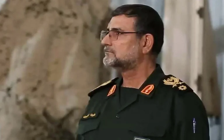 قائد سلاح البحرية في الحرس الثوري الإيراني علي رضا تنكسيري (أ ف ب)