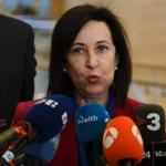 وزيرة الدفاع الإسبانية مارغريتا روبليس(أ ف ب)