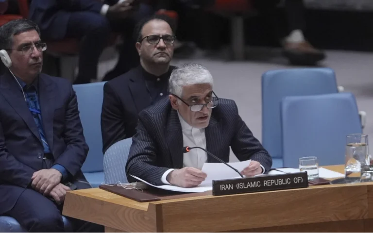 السفير الإيراني لدى الأمم المتحدة، أمير سعيد إيرواني(أ ف ب)