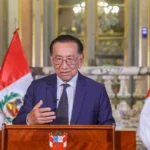 الرئيس المؤقت للبيرو خلال خطاباً متلفزاً للأمة(أ ف ب)