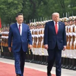 الرئيس الصيني لدى استقباله نظيره الأمريكي في بكين مؤخراً(الخارجية الصينية)