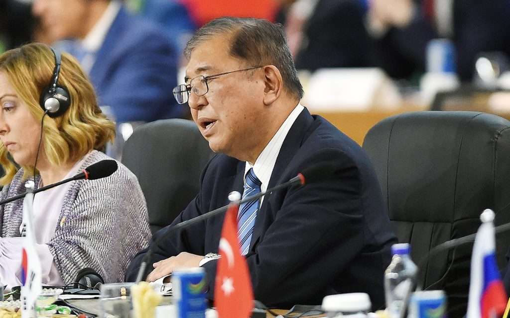 Japan to Hold Ground in Talks with Washington