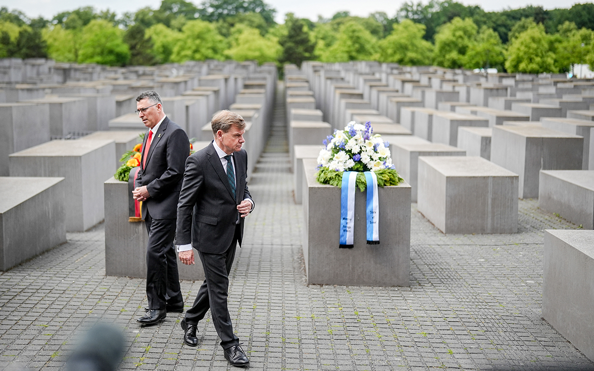 German Halt in Arms Exports to Israel: A Pause or Pivot?