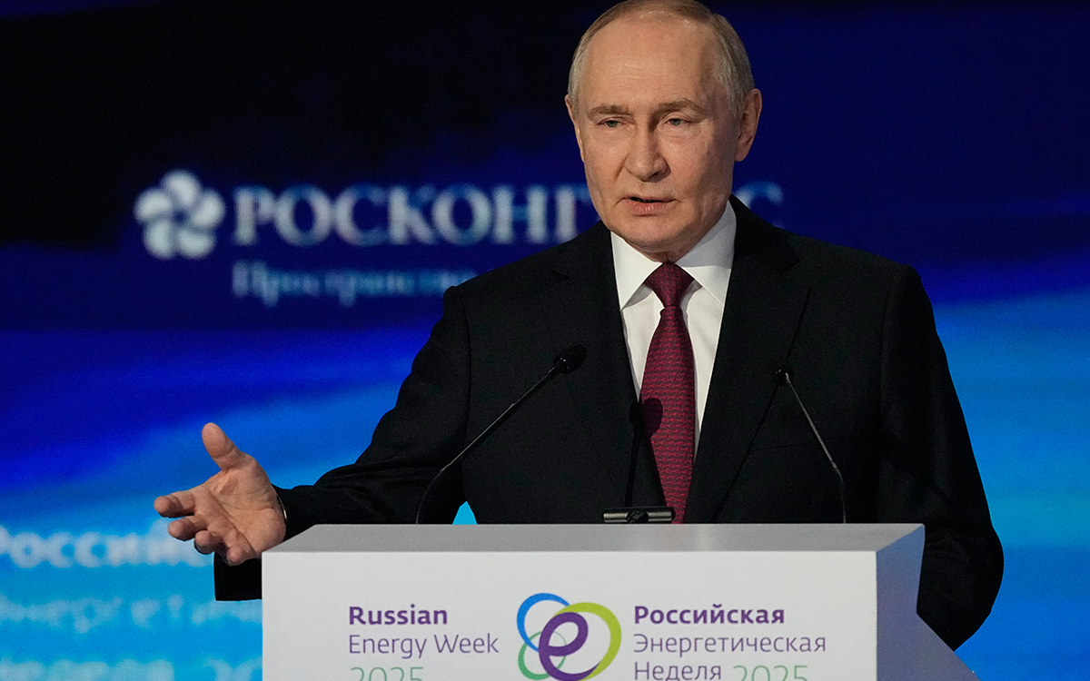 Putin Says Russia a Top Oil Producer, Despite 'Unfair' Pressure