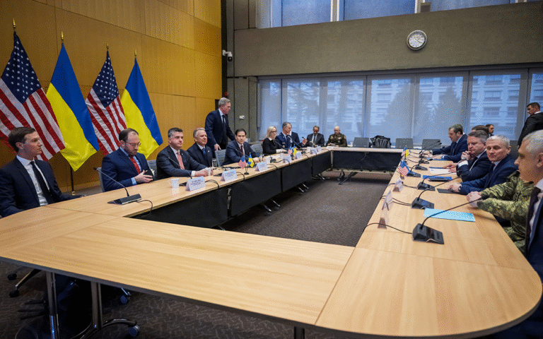 Washington, Kyiv Say A Peace Deal Must 'Fully Uphold' Ukraine Sovereignty