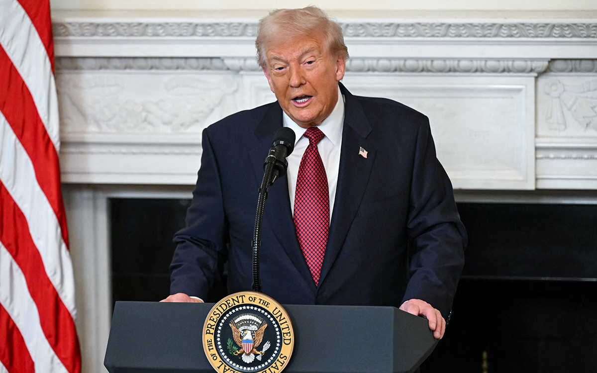 Trump Blames 'Kamikaze' Democrats for Longest Shutdown