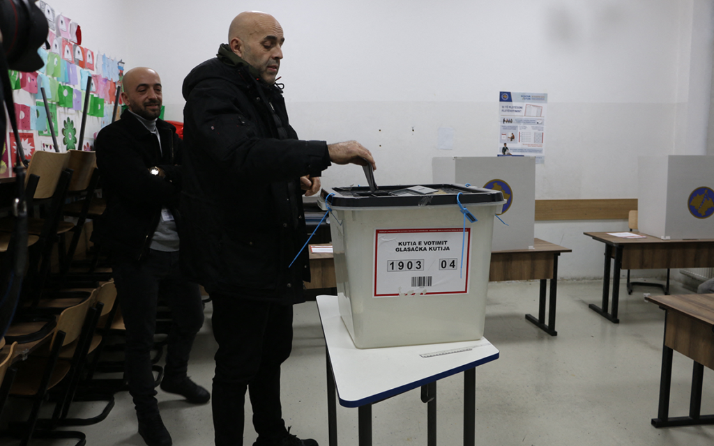 Kosovo Votes to Break a Year-Long Political Deadlock