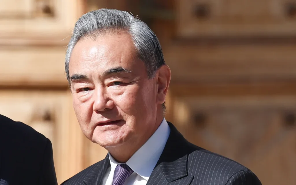 China's Top Diplomat Calls Carney Visit 'Turning Point' in Ties