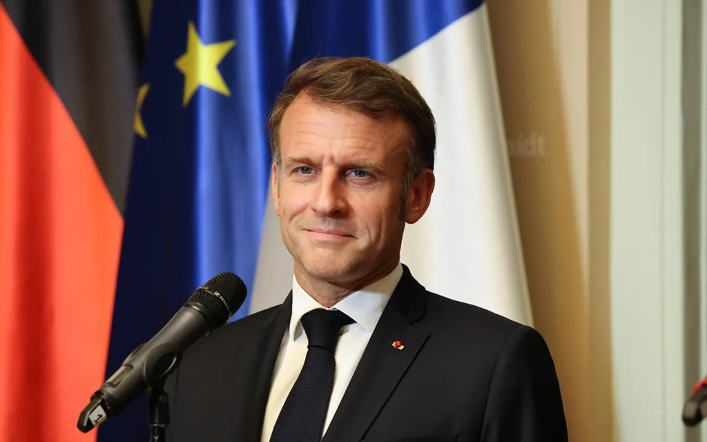 Macron to Trump: I don't Understand What You're Doing on Greenland