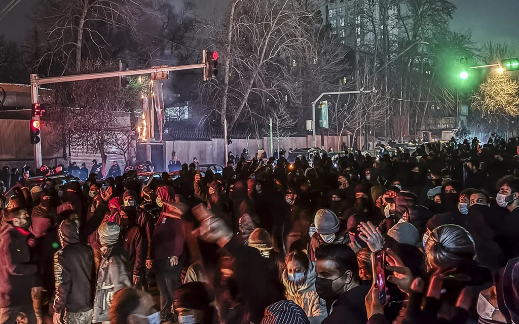 Human Rights Organization Warns of 'Massacre' in Iran Protests