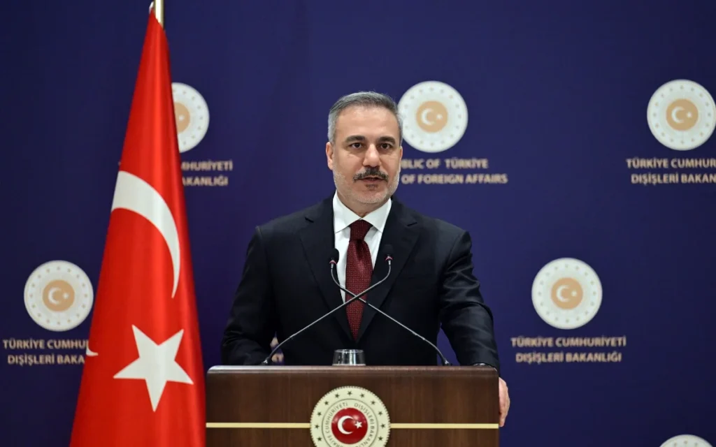 Turkey Calls for Dialogue to Resolve Iran Unrest 