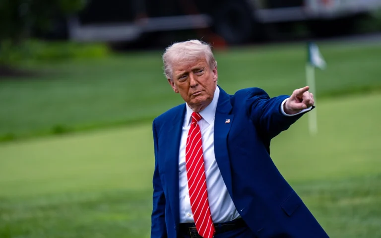 Trump Says Hiking Tariffs on South Korean Goods to 25%