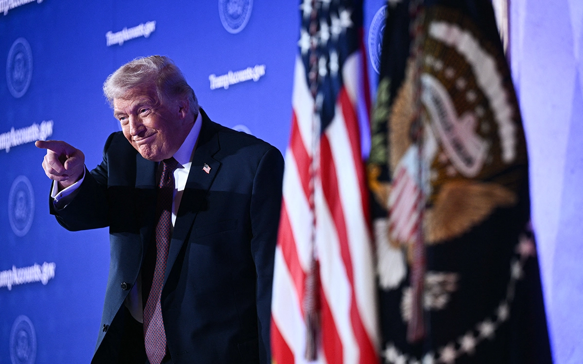 Trump: Fed Should 'Substantially Lower' Interest Rates