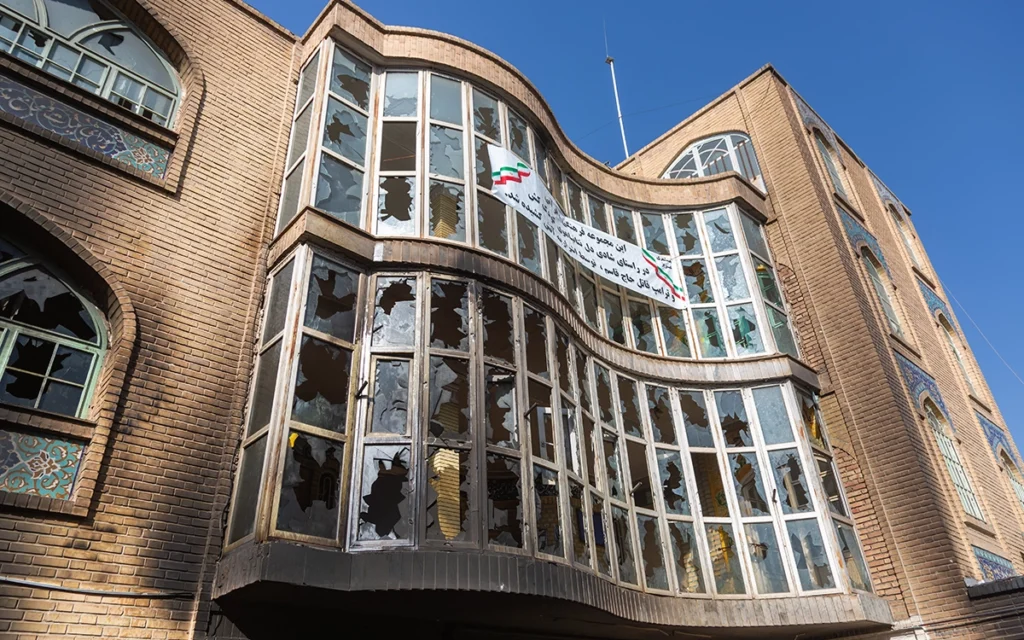 Iran Steps Up Arrests While Remaining Positive on US Talk