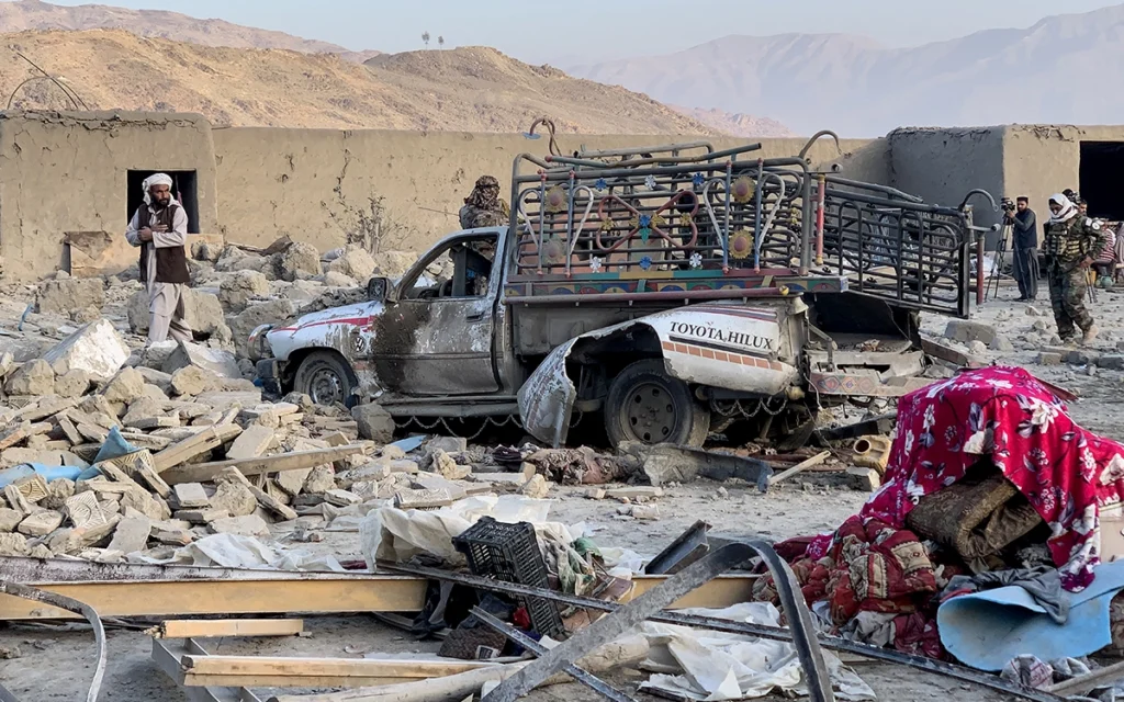 Pakistan Strikes Militant Camps in Afghan Border Region