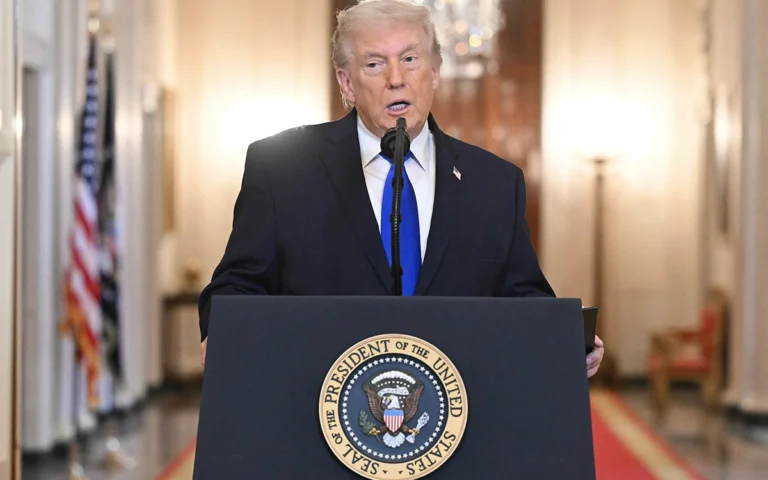 Trump Denies Top US Officer Warned of Iran Strike Risks