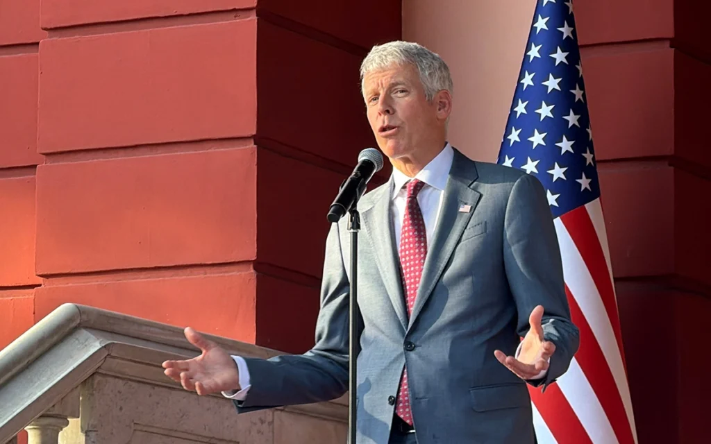 US to Stop Iran's Nuclear Ambitions 'One Way or the Other'