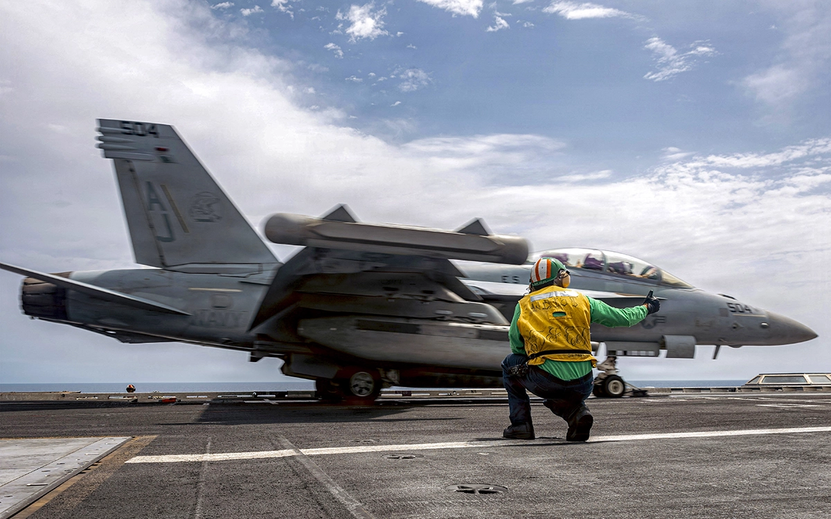 Dual-Chokepoint Crisis in the Red Sea