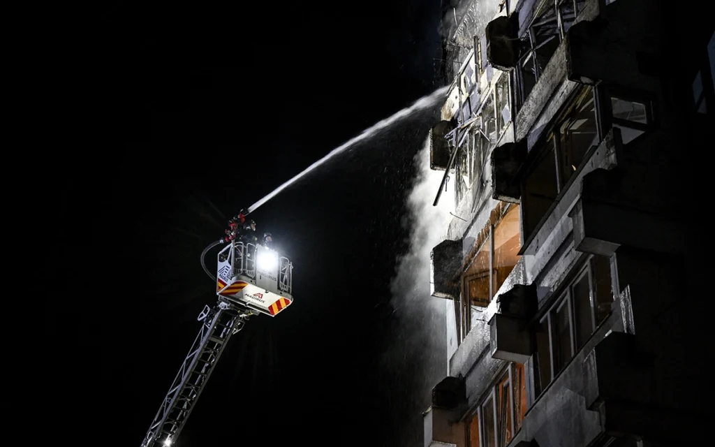 Russia Fires Almost 1,000 Drones at Ukraine, Kim Backs Putin