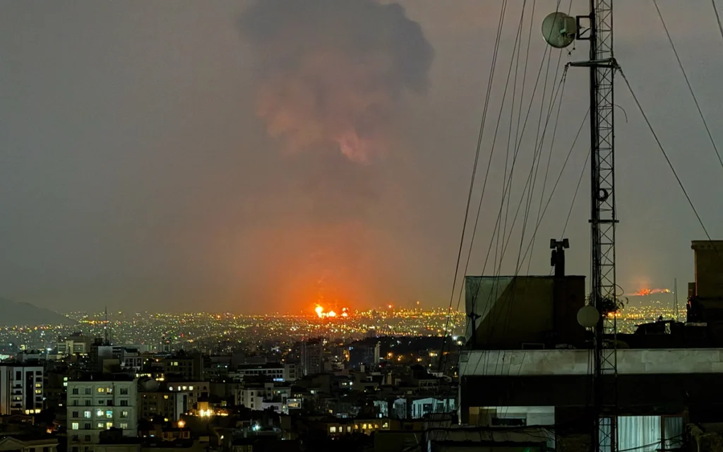 Explosions Hit Iran's Central Yazd Province