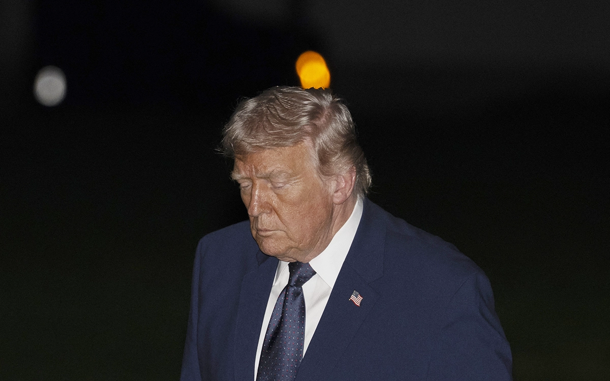 Trump Says US Destroying Iranian Minelaying Boats