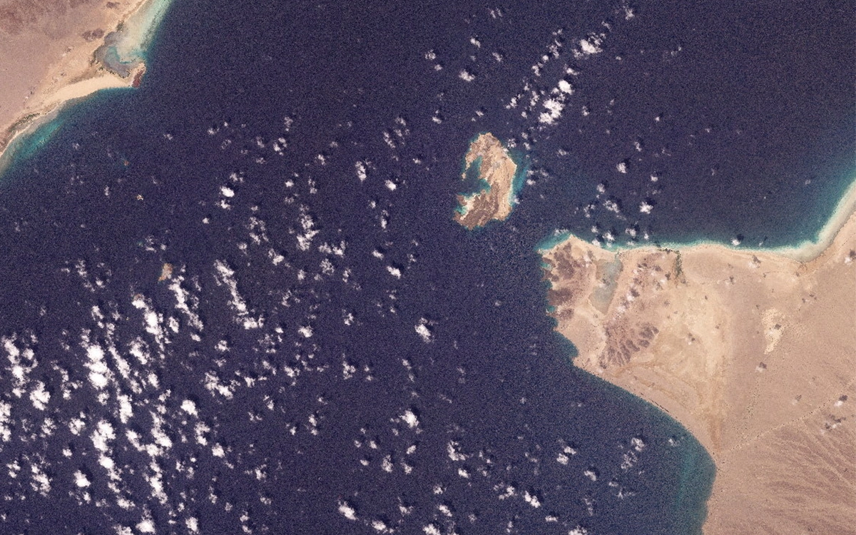 Iran Threatens to Close Bab El-Mandeb Strait