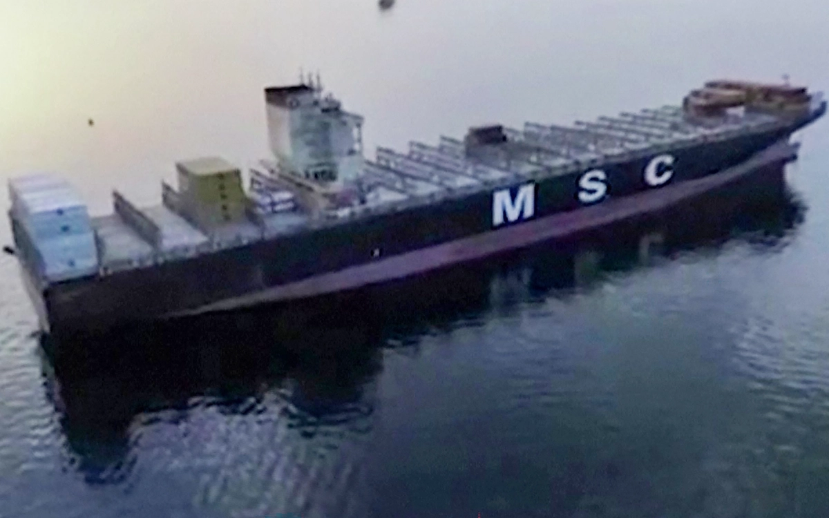 First Tanker Loaded with LNG Leaves Gulf