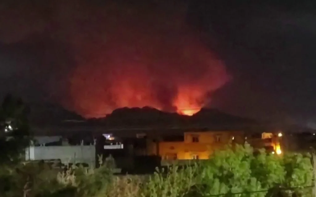 US-Israeli Strikes Hit Steel Complexes in Iran