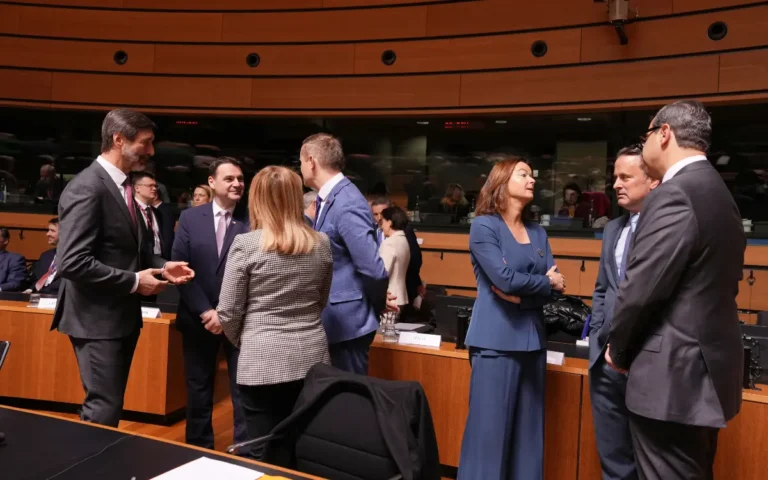 EU Ramps Up Crisis Testing, Convinced US Security Priorities Lie Elsewhere