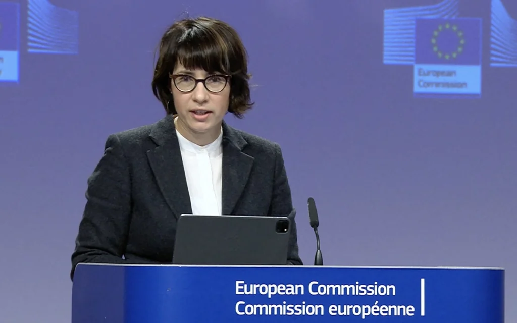 EU Says Troop Deployments in Europe 'in US Interest'