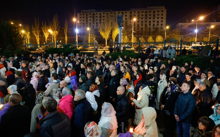 Russia, Ukraine Accuse Each Other of Violating Easter Ceasefire