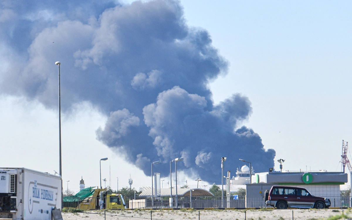 Iran Guards Warn Neighbors, ‘Restraint is Over’