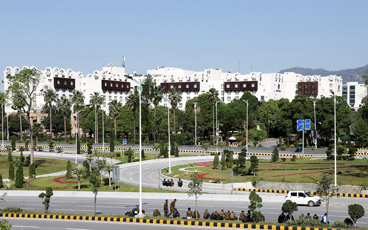 Pakistan: U.S., Iran Willing to Hold Talks