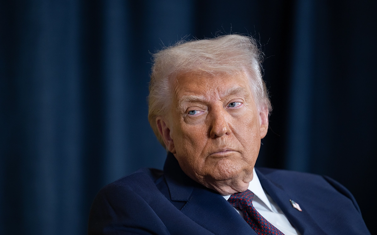 Trump Says Iran in a ‘State of Collapse’, Wants to 'Open the Hormuz Strait'