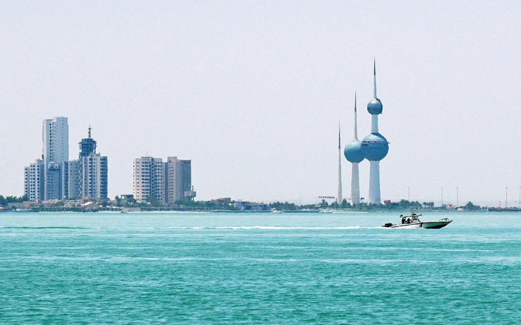 Iran Attacks Kuwait Airport, Air Traffic Halted