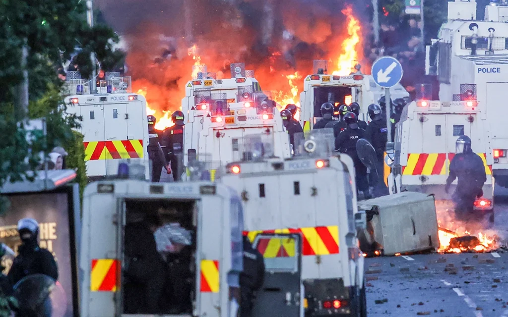 Riots in Belfast as UK Suspects Foreign States of Using Proxies to Fuel Unrest