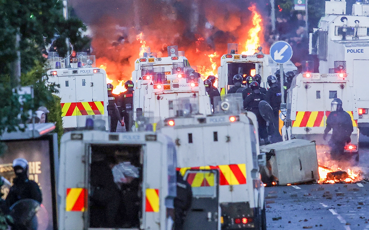 Riots in Belfast as UK Suspects Foreign States of Using Proxies to Fuel Unrest