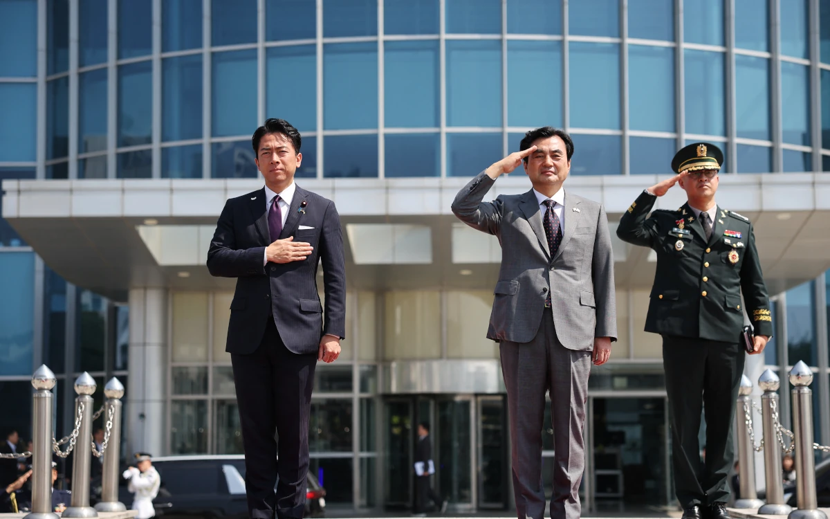 S. Korea, Japan Reaffirm Pledge to Denuclearize Korean Peninsula