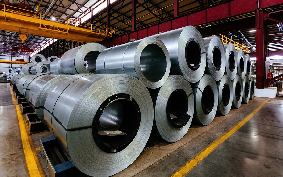 OECD: China, Mideast War Weigh on Global Steel Sector