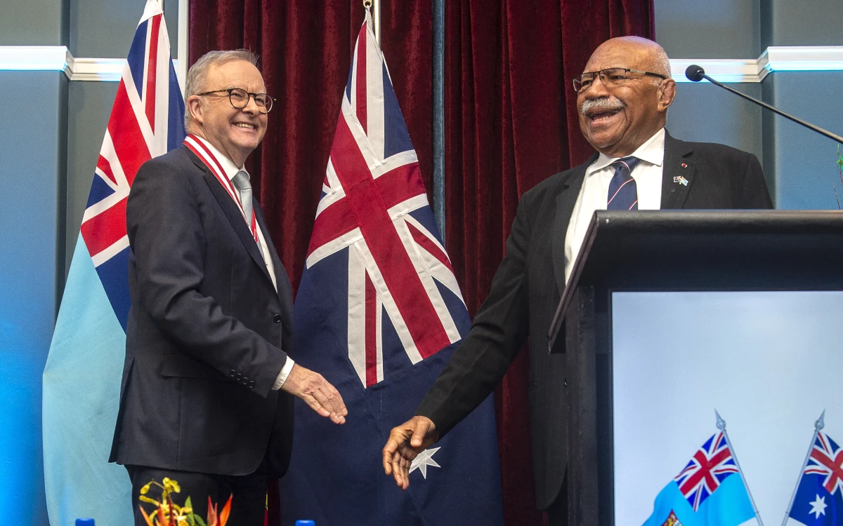 Australia Signs Defense Alliance with Fiji