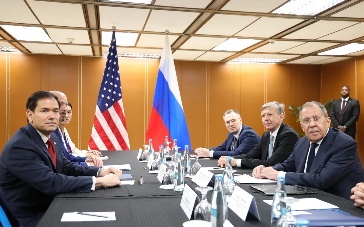 Moscow Warns Washington Against Arms Deliveries to Ukraine