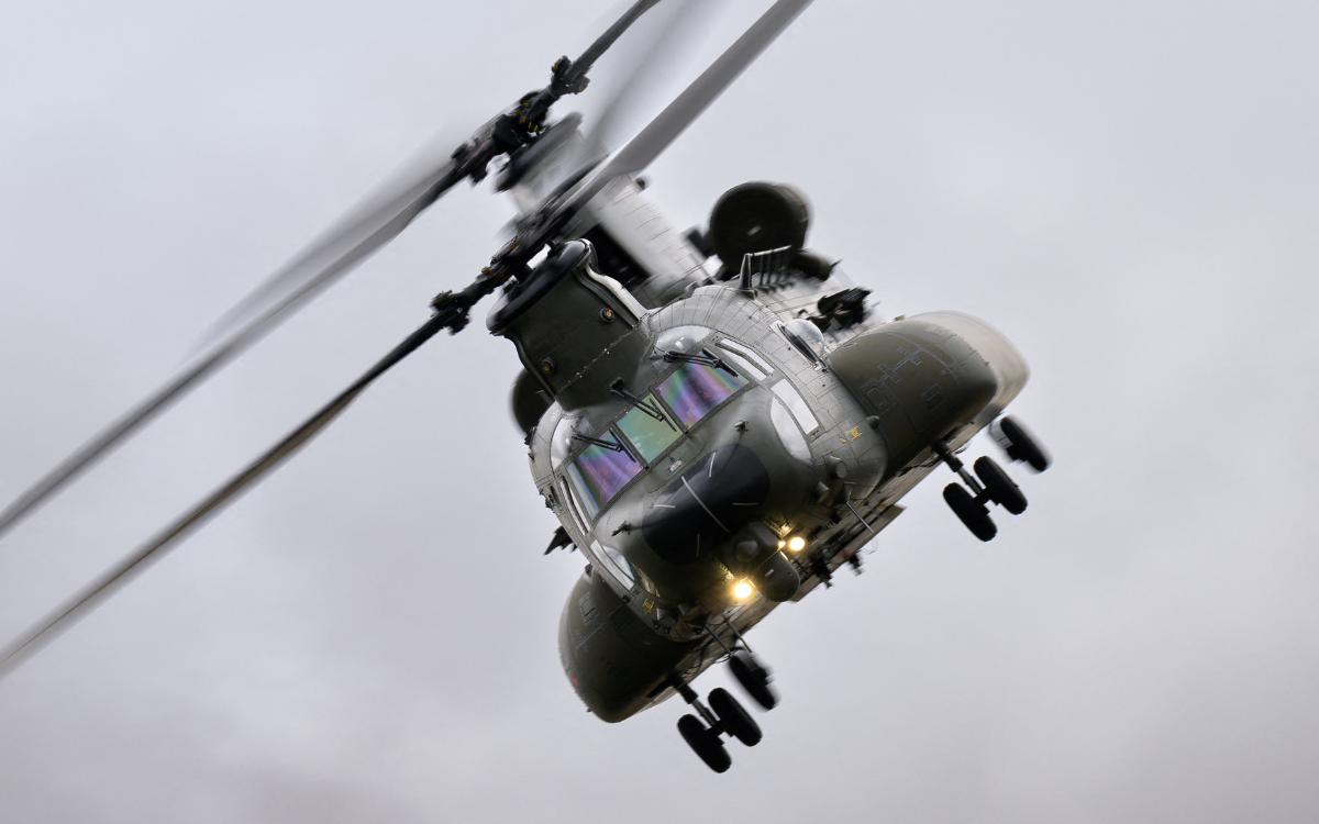 A Royal Air Force Boeing Chinook is participating in the Royal International Air Tattoo at RAF Fairford in Gloucestershire, England