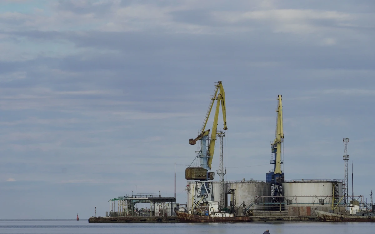 Russia to Redirect Ships from Azov Sea Due to Kyiv's Strikes