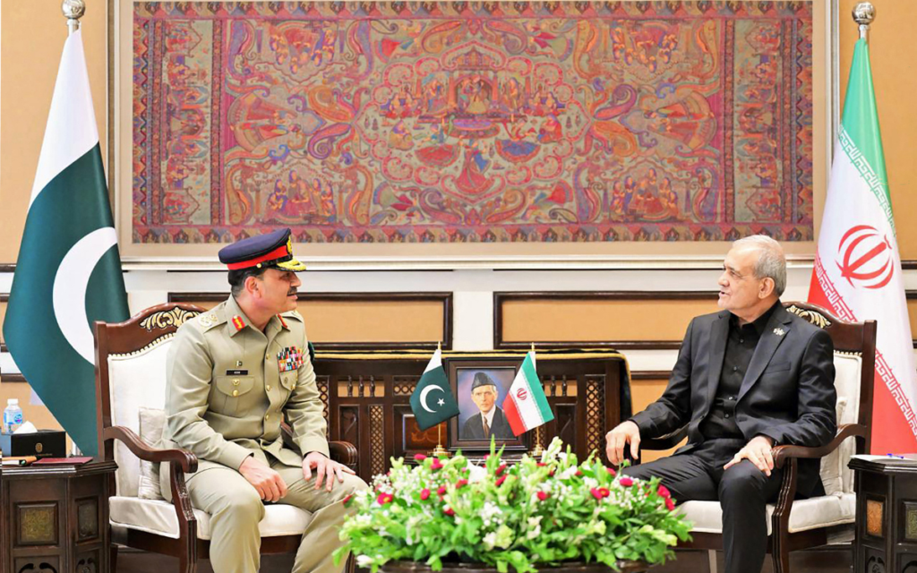 Pakistan Army Chief Visits Iran as War Mediation Stalls