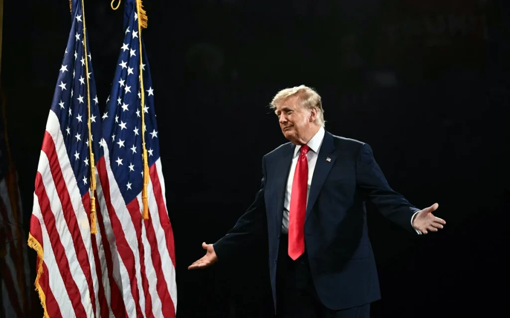 Trump Mail-Ballot Rules Halted Before November Midterms