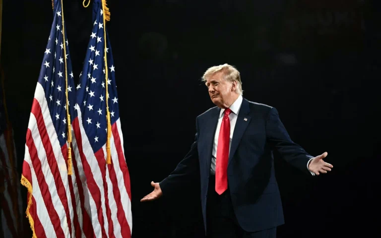 Trump Mail-Ballot Rules Halted Before November Midterms